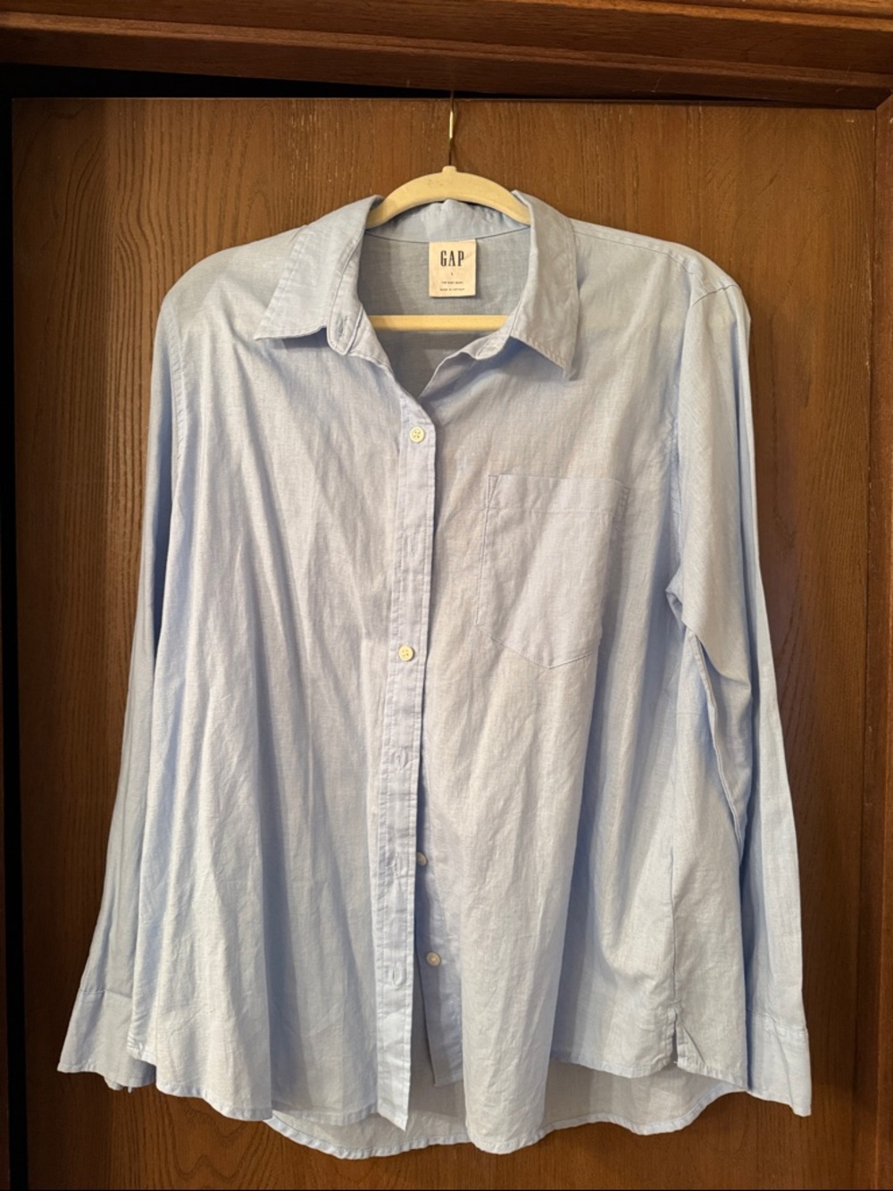 GAP Pale Blue Women's Button-Down Shirt